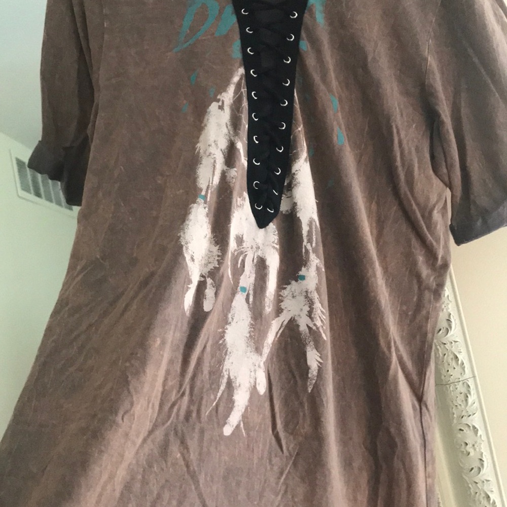 LF Lace Up T-Shirt - Picture 3 of 5